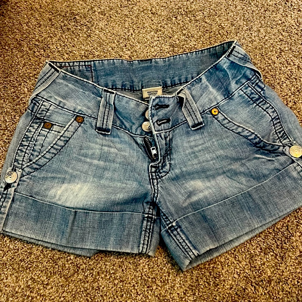 True Religion Shorts sz 27 worn once no stains or tears